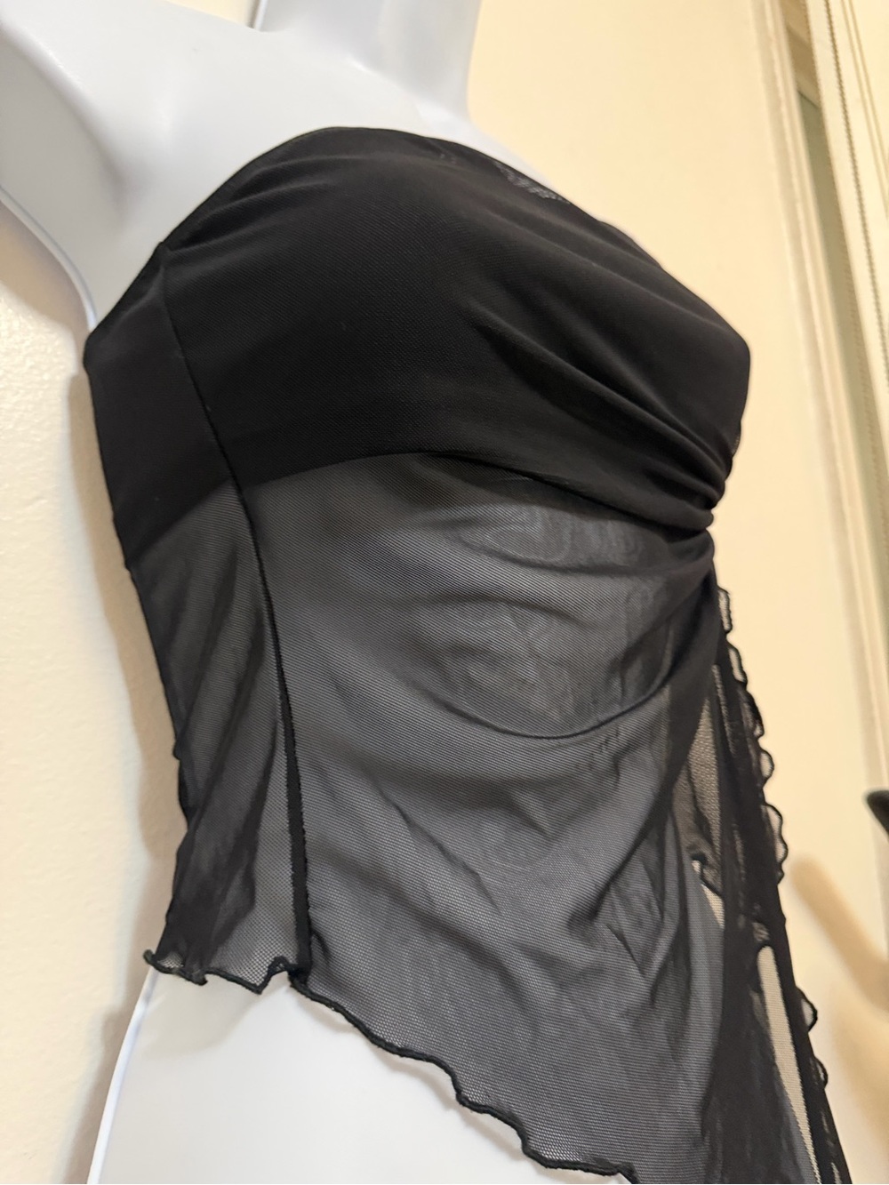 SHEIN Black Strapless Ruched Mesh Top - Picture 6 of 7